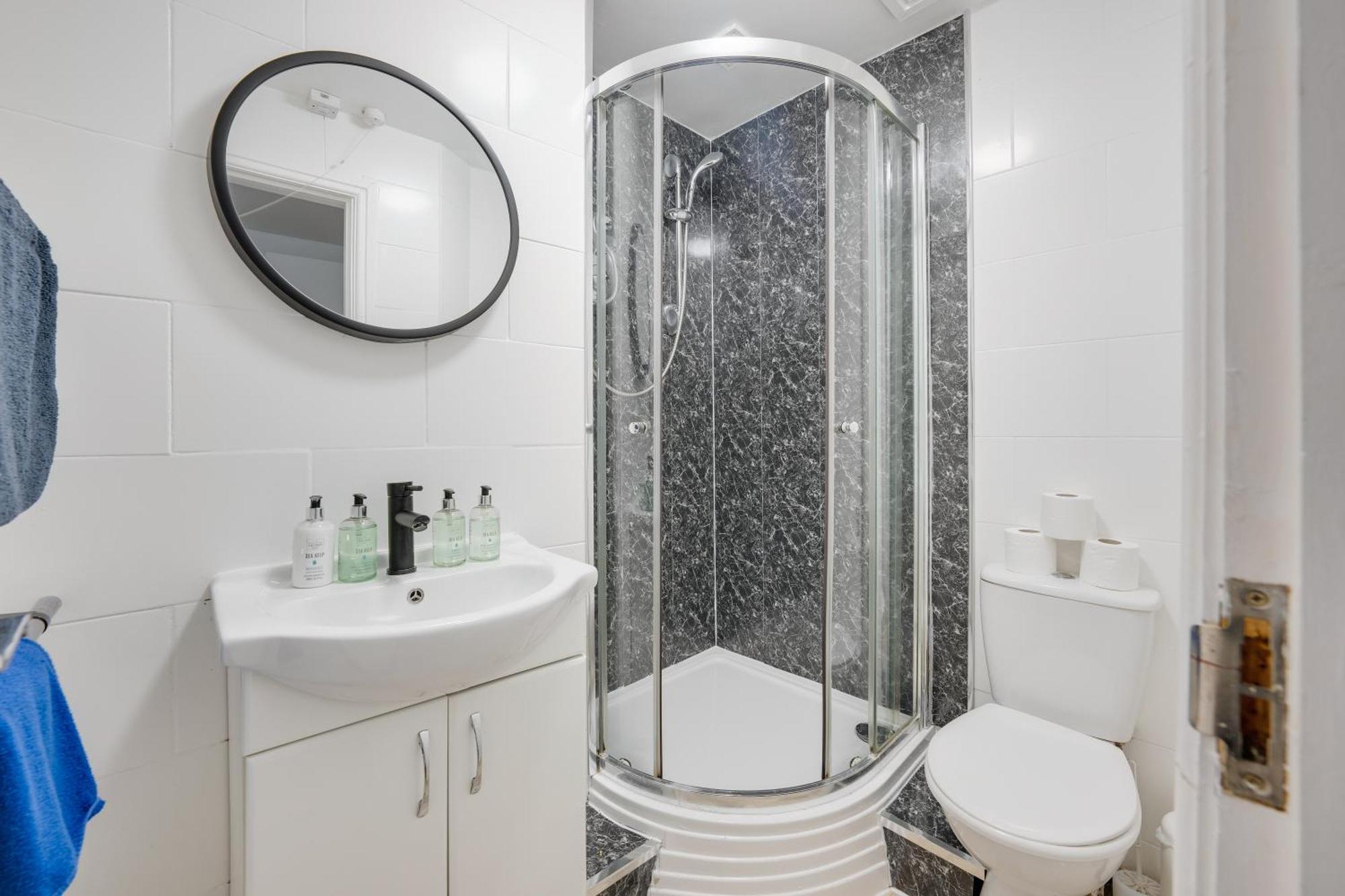 2 Bedroom Apartment For Up To 6 Nr Centre Cardiff Luaran gambar